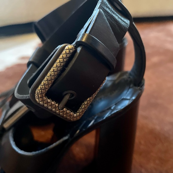 Bottega Veneta Black Fringe Block Heel - Picture 8 of 13